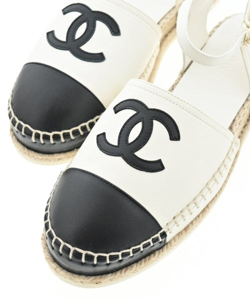 CHANEL รองเท้าพื้นเชือกสาน