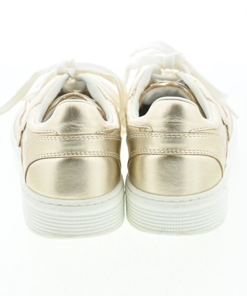 CHANEL รองเท้าผ้าใบ