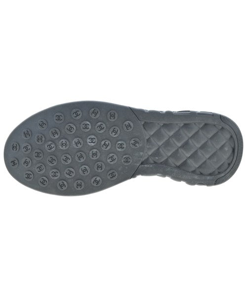 CHANEL รองเท้าผ้าใบ