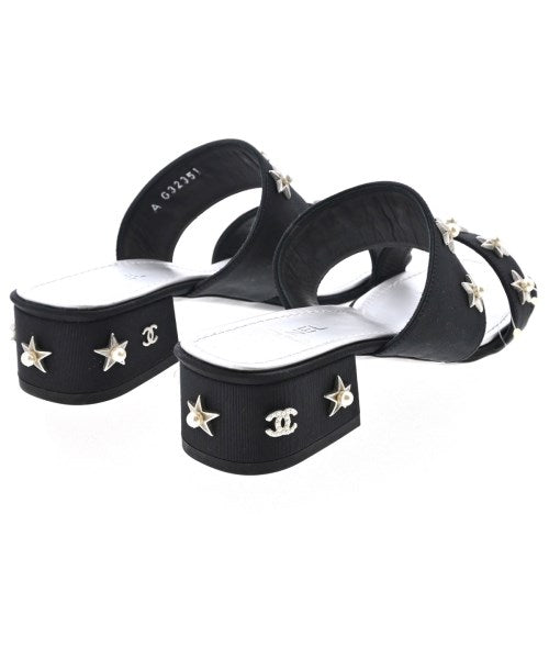 CHANEL รองเท้าแตะ
