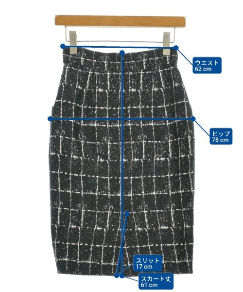 CHANEL กระโปรงยาวถึงเข่า