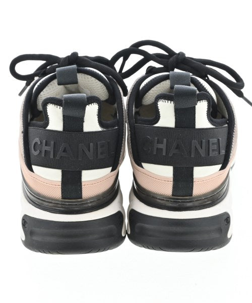 CHANEL รองเท้าผ้าใบ