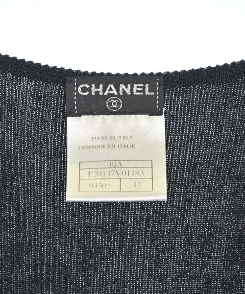 CHANEL เสื้อแขนกุด