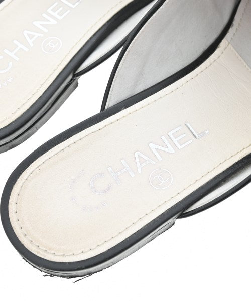 CHANEL รองเท้าแตะ