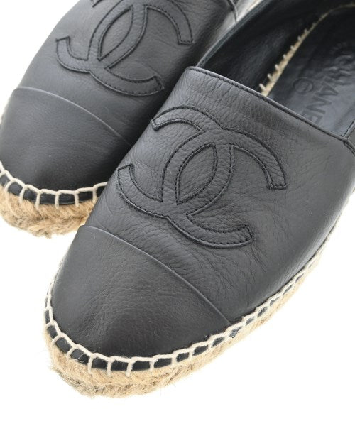 CHANEL รองเท้าพื้นเชือกสาน