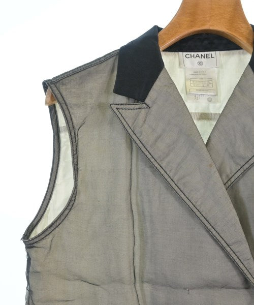 CHANEL เสื้อกั๊ก