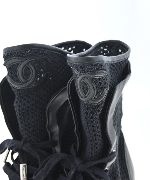 CHANEL รองเท้าผ้าใบ