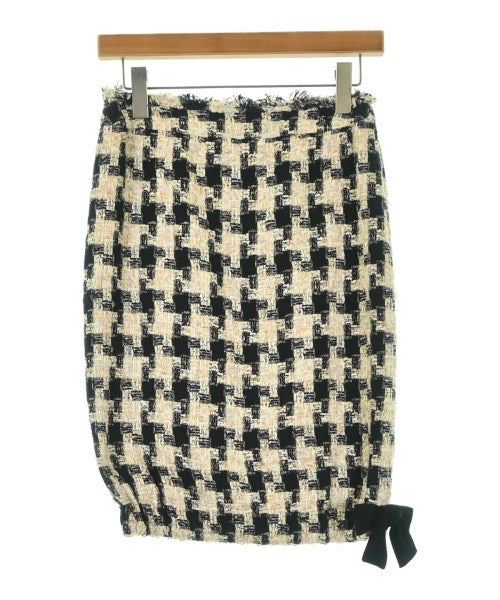 CHANEL กระโปรงยาวถึงเข่า