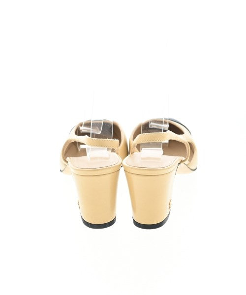 CHANEL รองเท้าแตะ