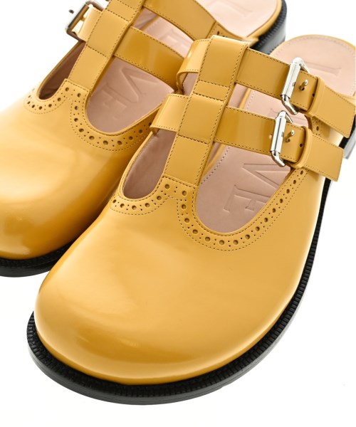 LOEWE รองเท้าแตะ