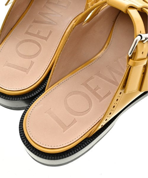 LOEWE รองเท้าแตะ