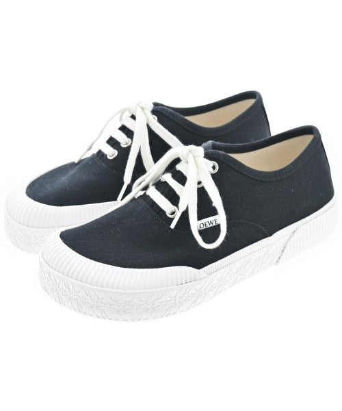 LOEWE รองเท้าผ้าใบ