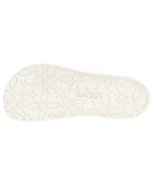 LOEWE รองเท้าผ้าใบ