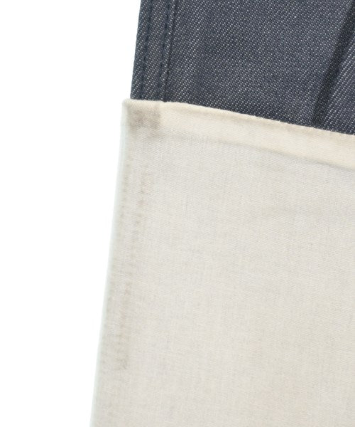 LOEWE ยีนส์