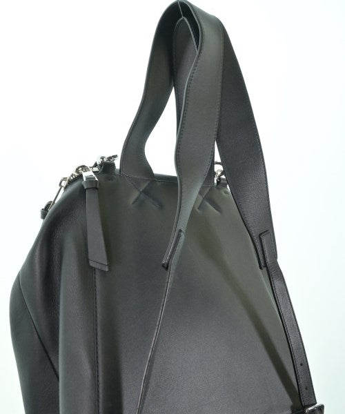 LOEWE เป้สะพายหลัง
