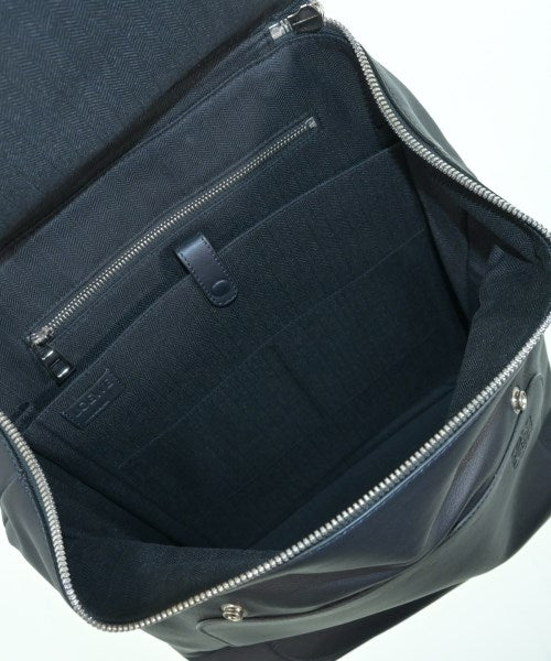 LOEWE เป้สะพายหลัง
