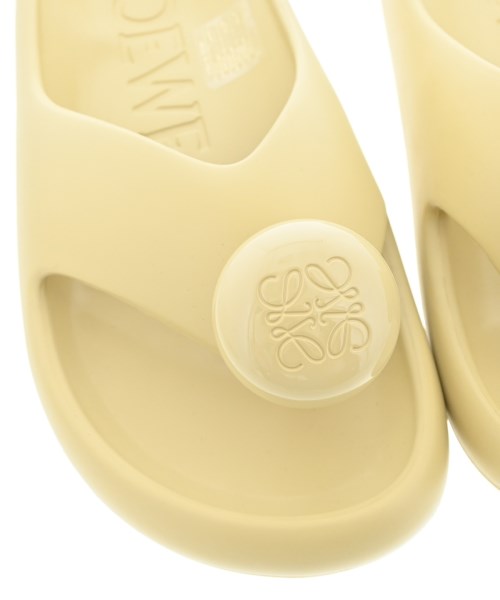 LOEWE รองเท้าแตะ