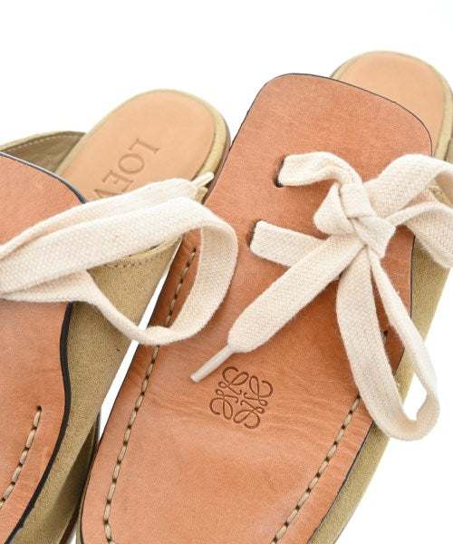 LOEWE รองเท้าแตะ