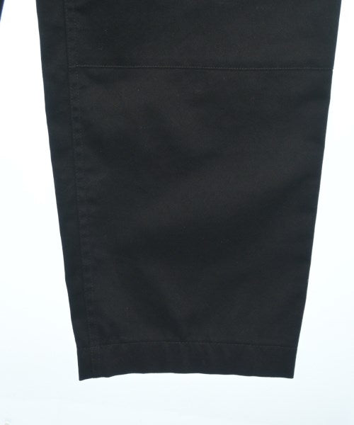 LOEWE กางเกงมีกระเป๋าข้างกางเกง2-4 กระเป๋า