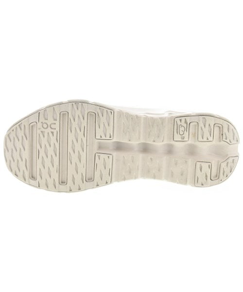 LOEWE รองเท้าผ้าใบ