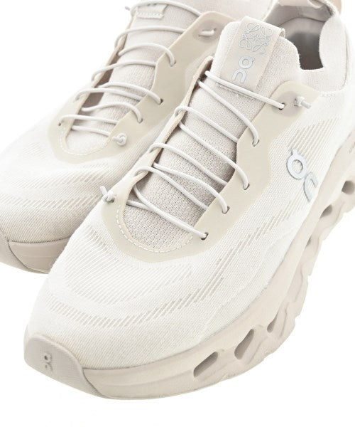 LOEWE รองเท้าผ้าใบ