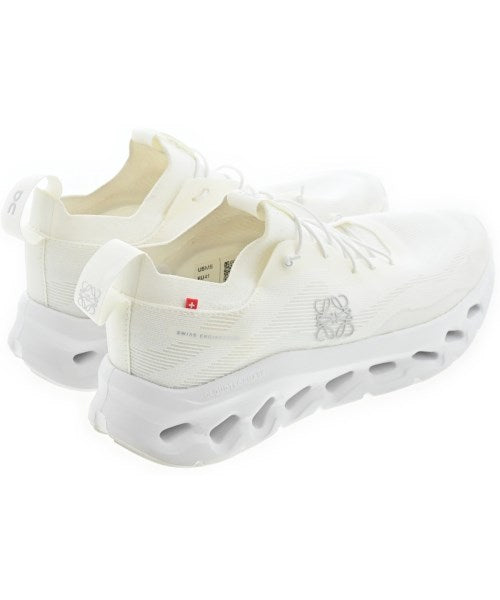 LOEWE รองเท้าผ้าใบ