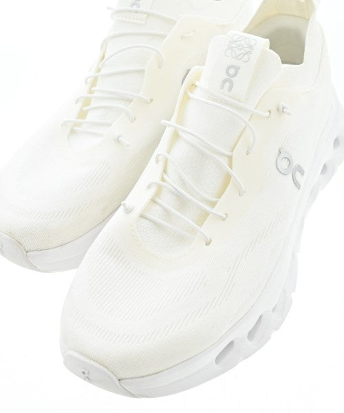 LOEWE รองเท้าผ้าใบ