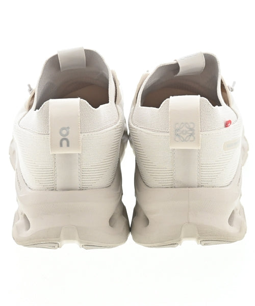 LOEWE รองเท้าผ้าใบ