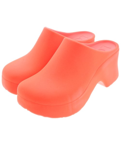 LOEWE รองเท้าแตะ