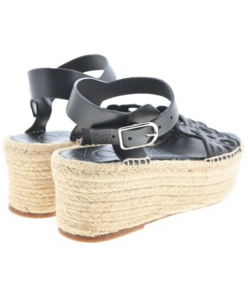 LOEWE รองเท้าพื้นเชือกสาน