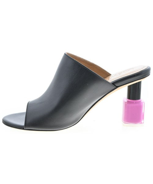 LOEWE รองเท้าแตะ