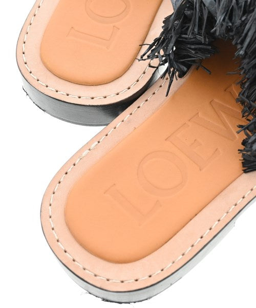 LOEWE รองเท้าแตะ