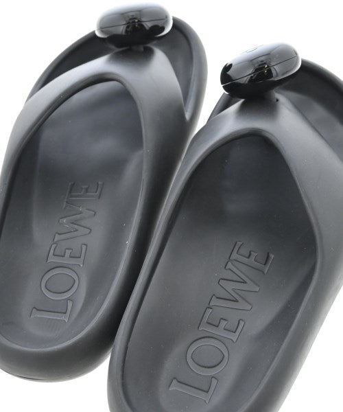LOEWE รองเท้าแตะ