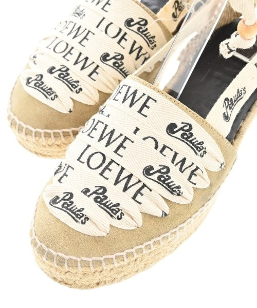 LOEWE รองเท้าพื้นเชือกสาน