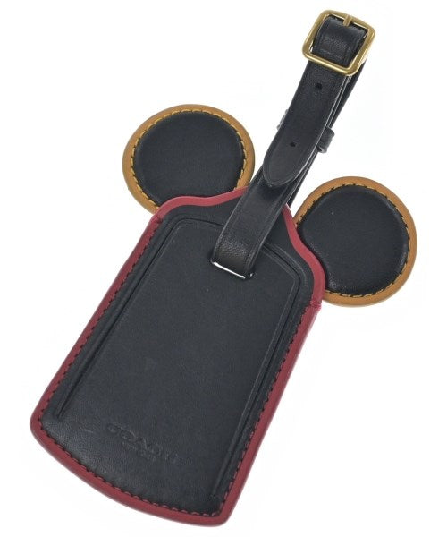COACH เครื่องประดับบนกระเป๋า