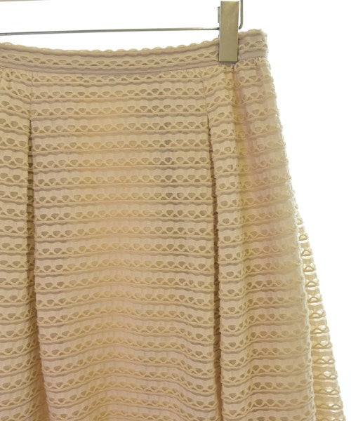 YOSHIE INABA กระโปรงยาวถึงเข่า