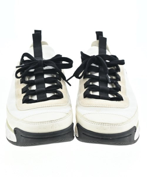 CHANEL รองเท้าผ้าใบ