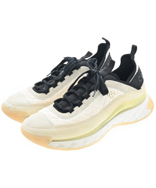 CHANEL รองเท้าผ้าใบ