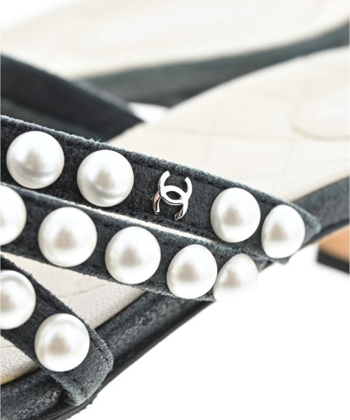 CHANEL รองเท้าแตะ