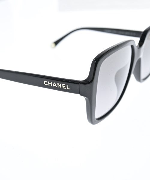 CHANEL แว่นกันแดด