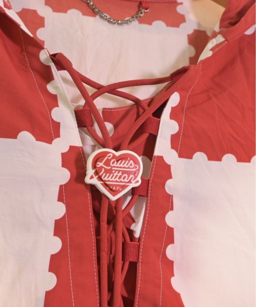 LOUIS VUITTON เสื้อพาร์กาภูเขา