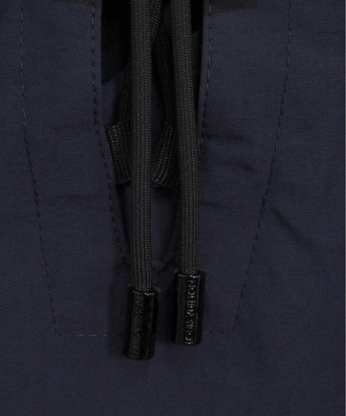 LOUIS VUITTON เสื้อพาร์กาภูเขา