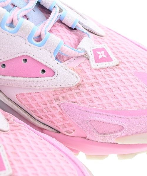 LOUIS VUITTON รองเท้าผ้าใบ