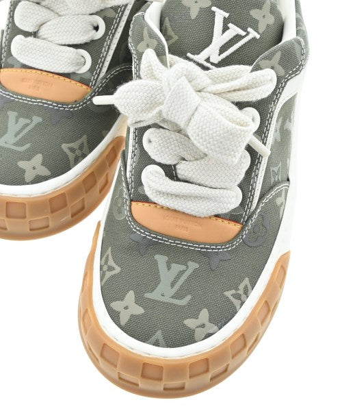 LOUIS VUITTON รองเท้าผ้าใบ