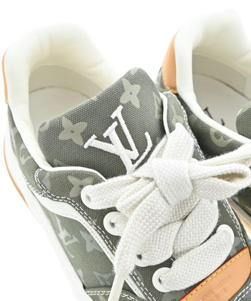 LOUIS VUITTON รองเท้าผ้าใบ