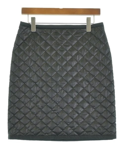 LOUIS VUITTON กระโปรงยาวถึงเข่า