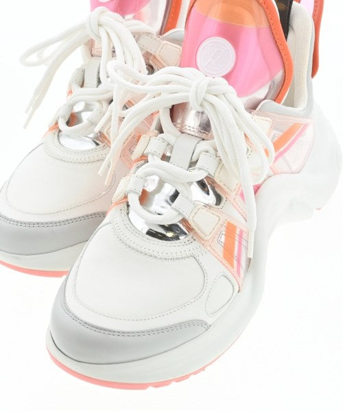 LOUIS VUITTON รองเท้าผ้าใบ