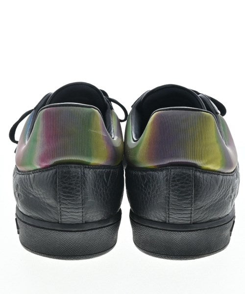 LOUIS VUITTON รองเท้าผ้าใบ