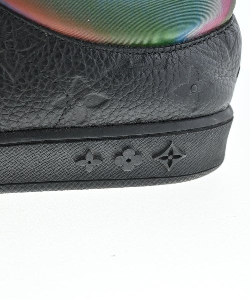 LOUIS VUITTON รองเท้าผ้าใบ