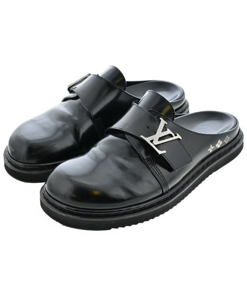 LOUIS VUITTON รองเท้าผ้าใบ